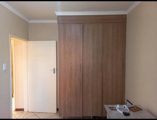 2 BEDROOM PROPERTY TO RENT IN MONAVONI